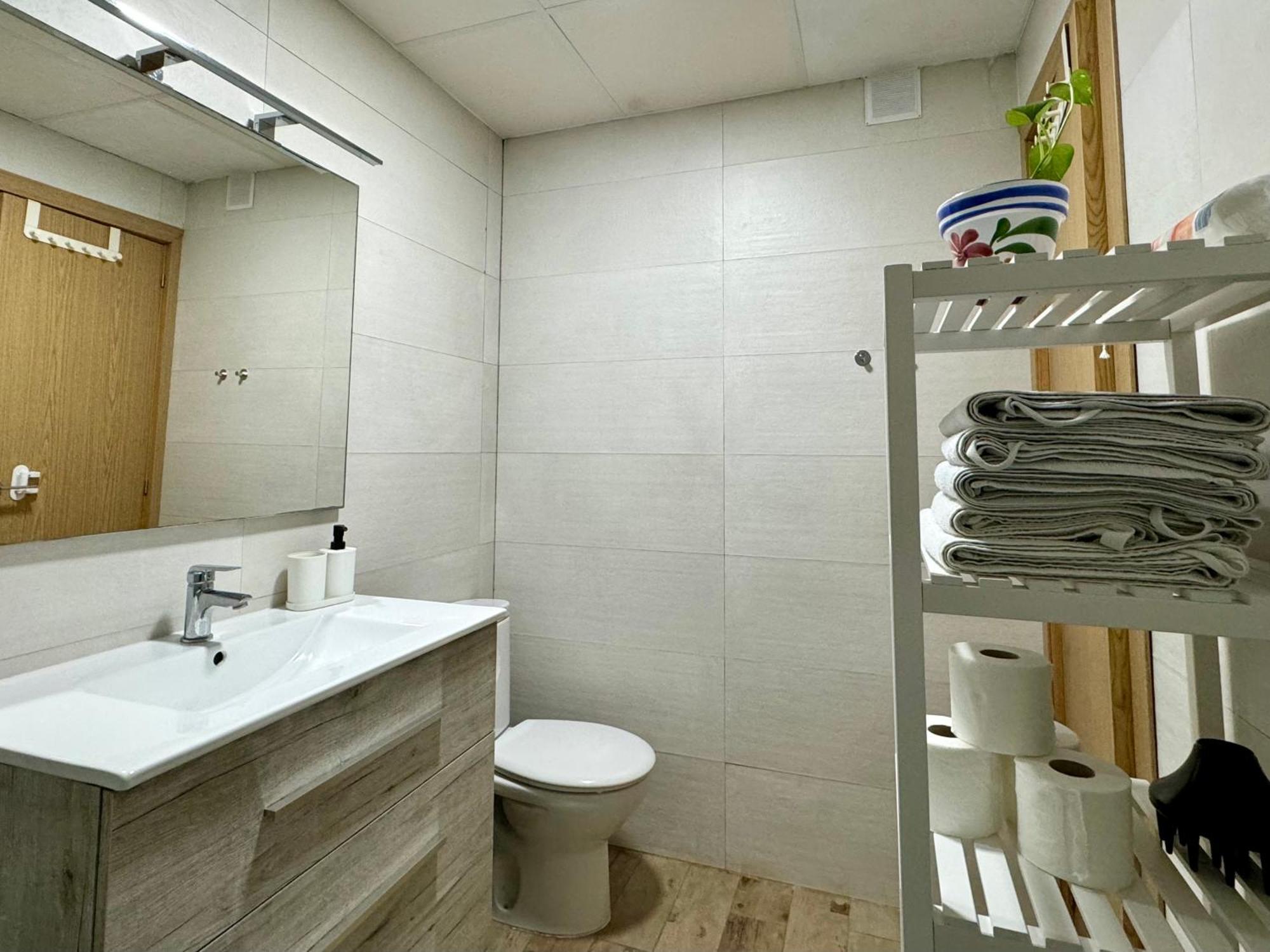 Alex Bed & Breakfast - Your Home Away Including Breakfast - In A Real Home Fuengirola Kültér fotó